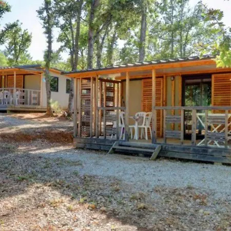 Avec Terrasse Pour 5 Pers. Au - Api-1-52-779 Esparron-de-Verdon